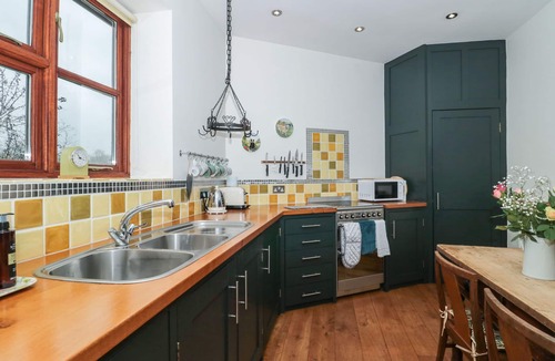 Cullompton Cottage | Oak Barn