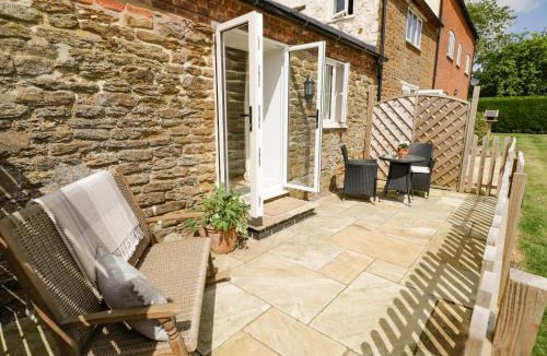 Daventry House | Oak Barn