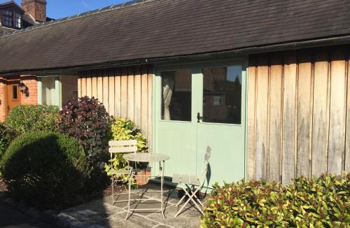 Tamworth Apartment | Oak Barn