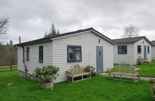 Cranbrook Cabin | Oak Cabin Overlooking Bedgebury Forestnn