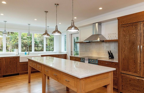 East Raleigh House | Oak City Craftsman|Dog-Friendly w/Gourmet Kitchen