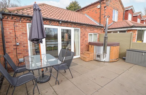 Goxhill House | Oak Cottage