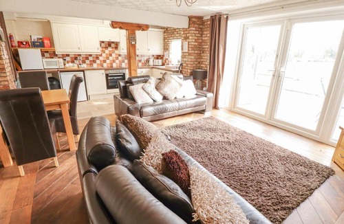 Goxhill House | Oak Cottage