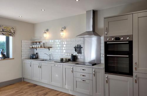 Frampton House | Oak Cottage