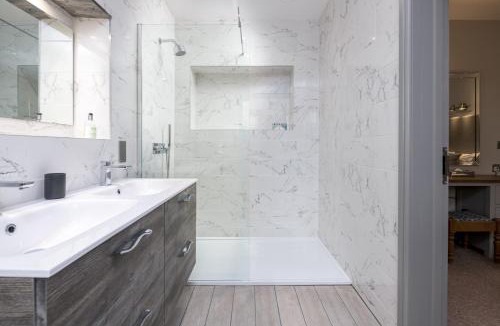 Frampton House | Oak Cottage