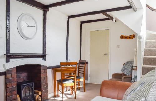 Burniston House | Oak Cottage