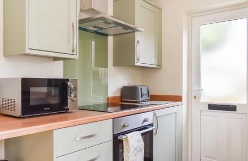 Burniston House | Oak Cottage