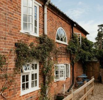 Dilham House | Oak Cottage