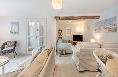 Chillington House | Oak Cottage