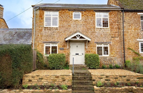 Whichford Cottage | Oak Cottage - Pet friendly, Swerford