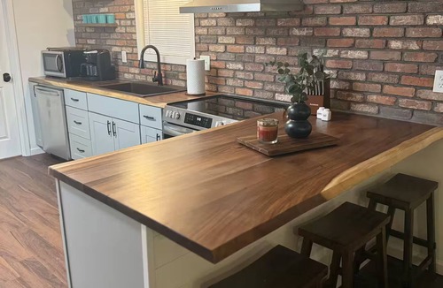 Carrollton House | Oak Grove Retreat