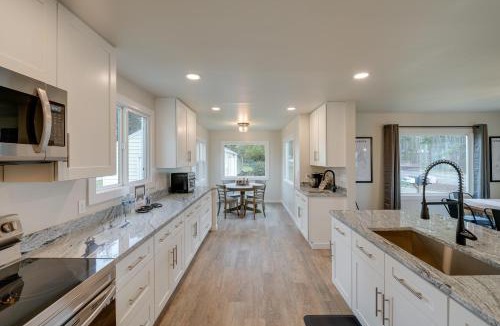 Oak Harbor House | Oak Harbor Vacation Rental