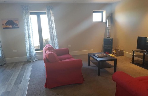 North Oakley Apartment | Oak & Hazel, Heath Row Barn