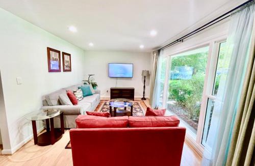 Silver Spring House | Oak House