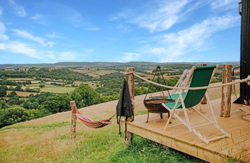 Saint Blazey Cabin | Oak Hut Wiveliscombe