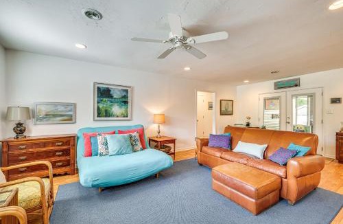 Long Beach House | Oak Island Cottage: Minutes to Long Beach!
