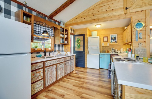 Tranquil Harbour Cottage | Oak Island Vacation Rental w/Decks, Walk to Beach