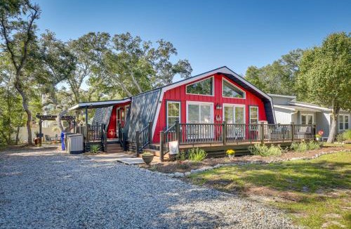 Tranquil Harbour House | Oak Island Vacation Rental w/Decks, Walk to Beach