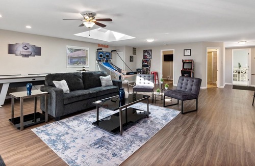 Oak Lawn House | Oak Lawn Rental