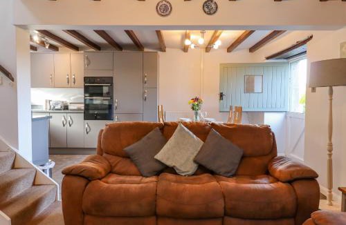 Teigngrace House | Oak Leaves Cottage