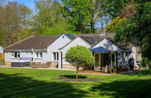 Burley House | Oak Lodge