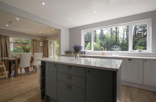 Burley House | Oak Lodge