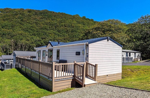 Felinfach House | Oak Lodge - New Quay