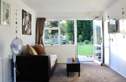 Taheke Ski Chalet | Oak Lodge