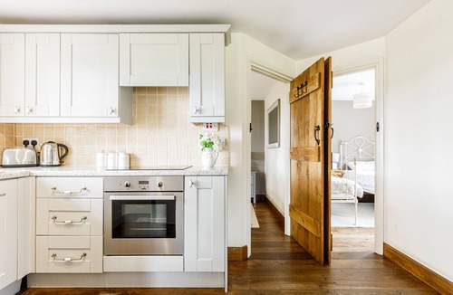 Cymau House | Oak Mead