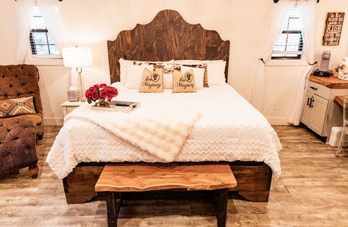 Valley View House | Oak Meadow Ranch