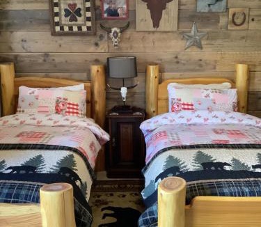 Corpusty House | Oak ridge cabin