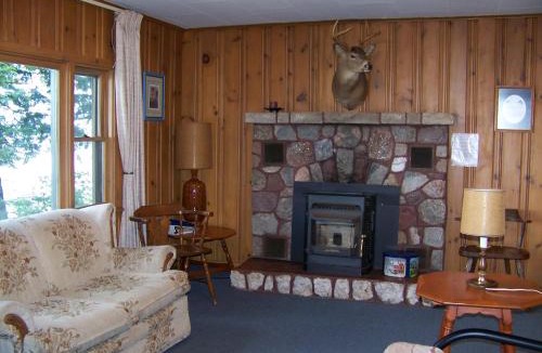 Phelps Resort | Oak Ridge