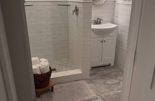 Eden House | Oak River Retreat