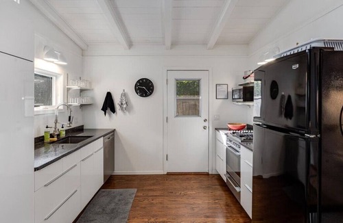 Boyes Hot Springs House | Oak Tree *30+ Day Rental*