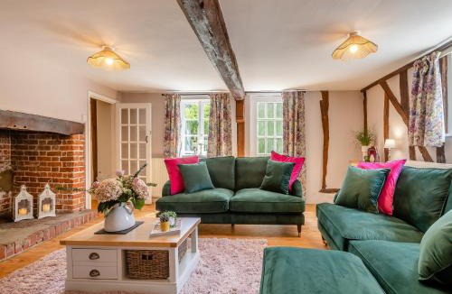 Hethel House | Oak Tree Cottage