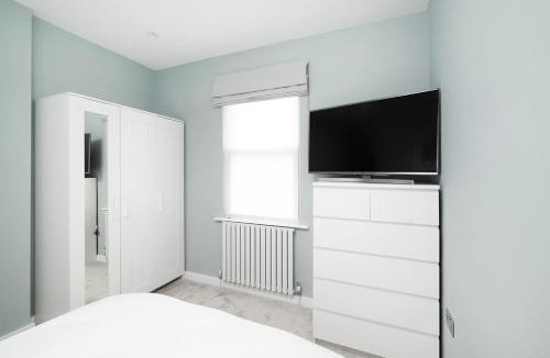 Childs Hill Apartment | Oak Tree Lodge