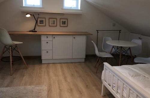 Marlow Apartment | Oak Tree Studio