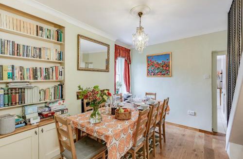 Drybrook House | Oak Villa