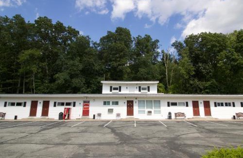 Waterford Hotel | Oakdell Motel WATERFORD CT