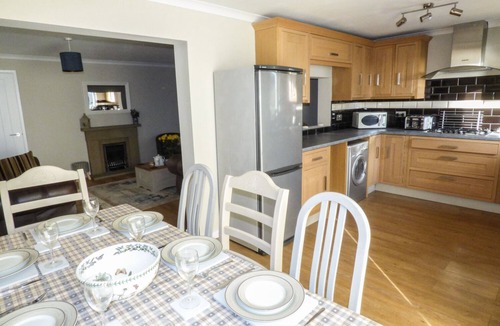 Llanstadwell Cottage | Oakdene