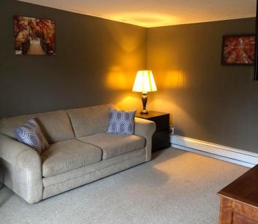 Black Creek Hotel | Oakes Oramel Inn