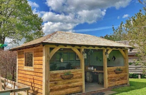 Hoptonheath Apartment | Oakheath studio apartment.