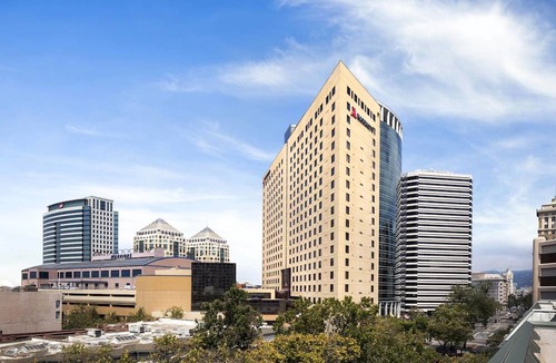 Downtown Oakland Hotel | Oakland Marriott City Center