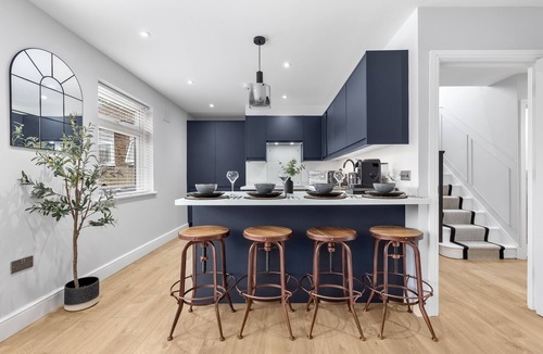 Oakleigh Apartment | Oakleigh House 3 bed