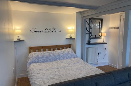 Stalbridge Apartment | Oakleigh Lodge