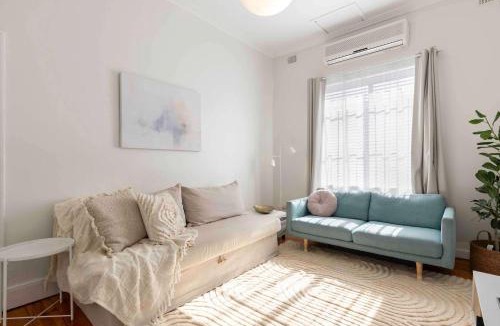 Adelaide Central Business District House | Oakley Cottage, Adelaide CBD