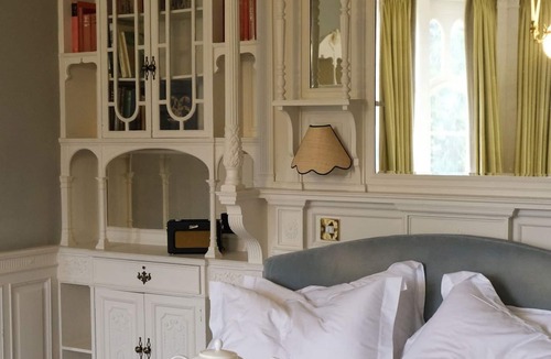 Fifield Hotel | Oakley Court