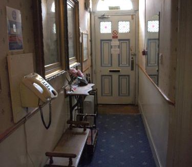 Chelsea Hotel | Oakley Hotel