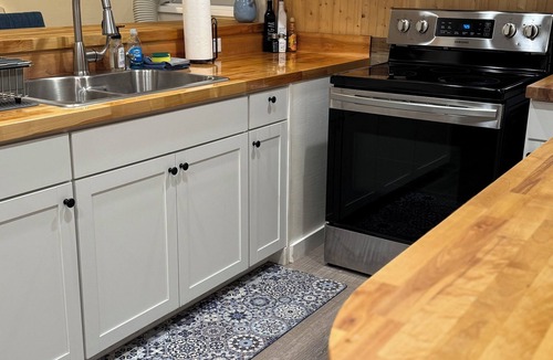 Oakridge Apartment | Oakridge Adventure Studio