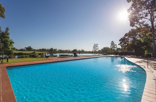 Pokolbin Apartment | Oaks Cypress Lakes Resort